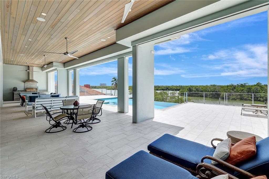 26906 McLaughlin BLVD-31
