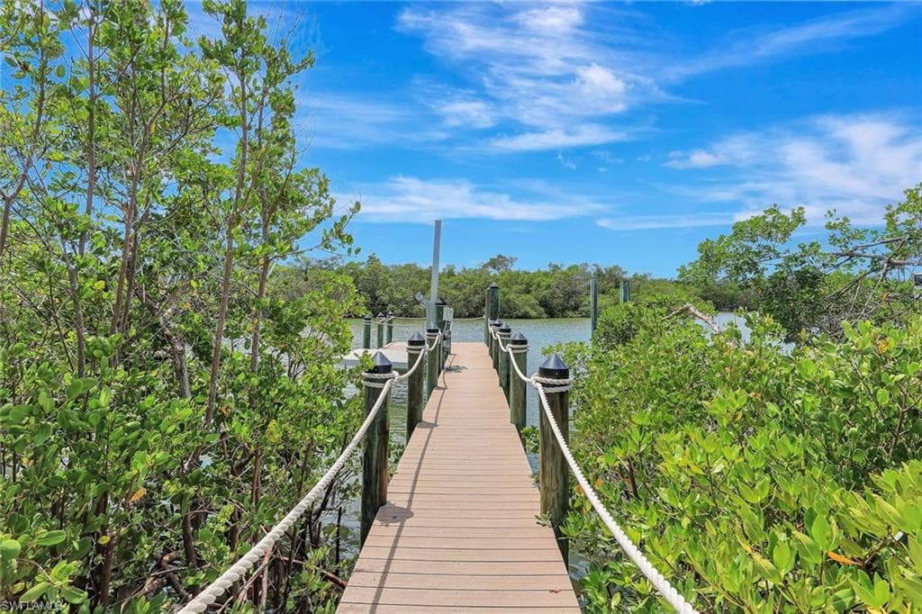 26906 McLaughlin BLVD-40