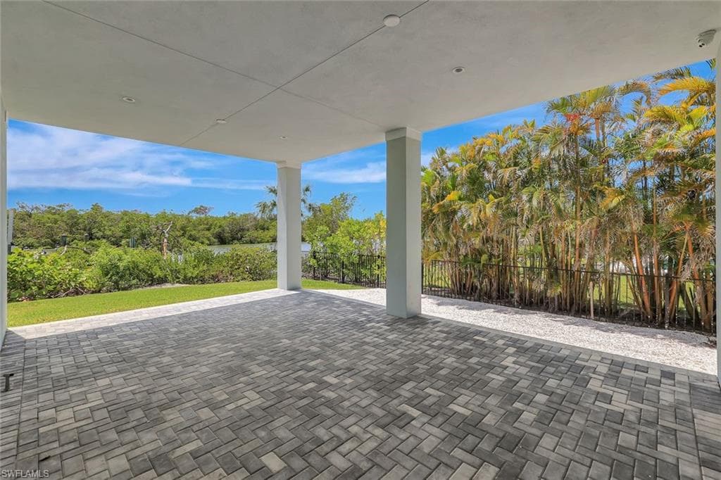 26906 McLaughlin BLVD-39