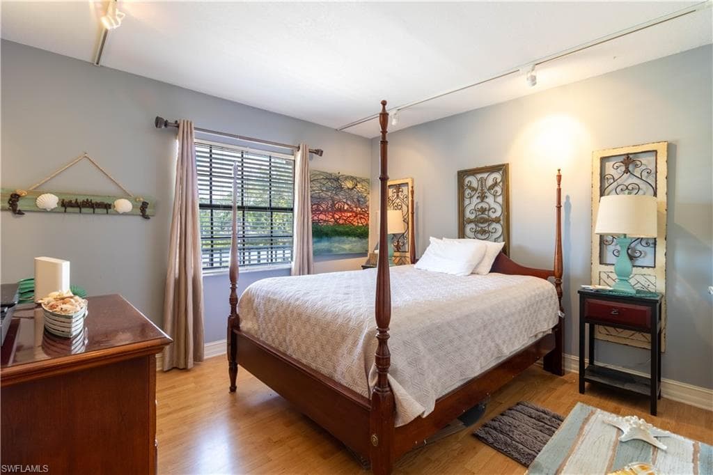 5535 Rattlesnake Hammock RD # 205, NAPLES FL 34113-11
