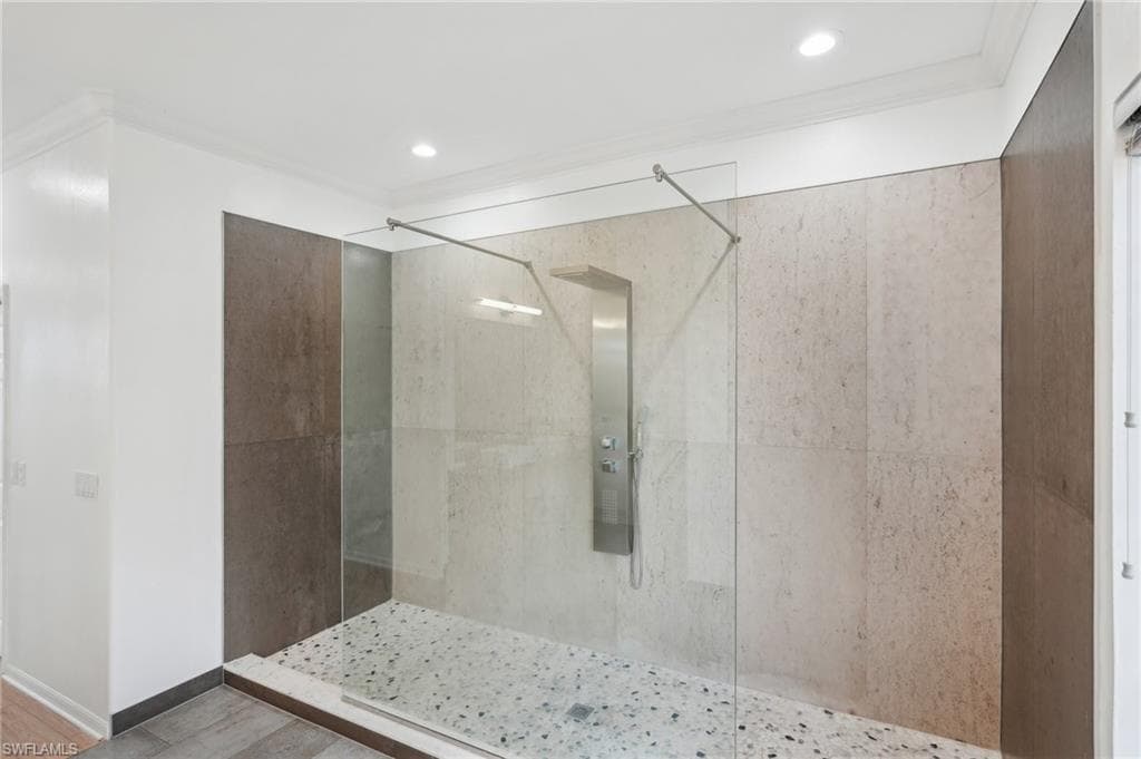 5541 Harborage DR, FORT MYERS FL 33908-41