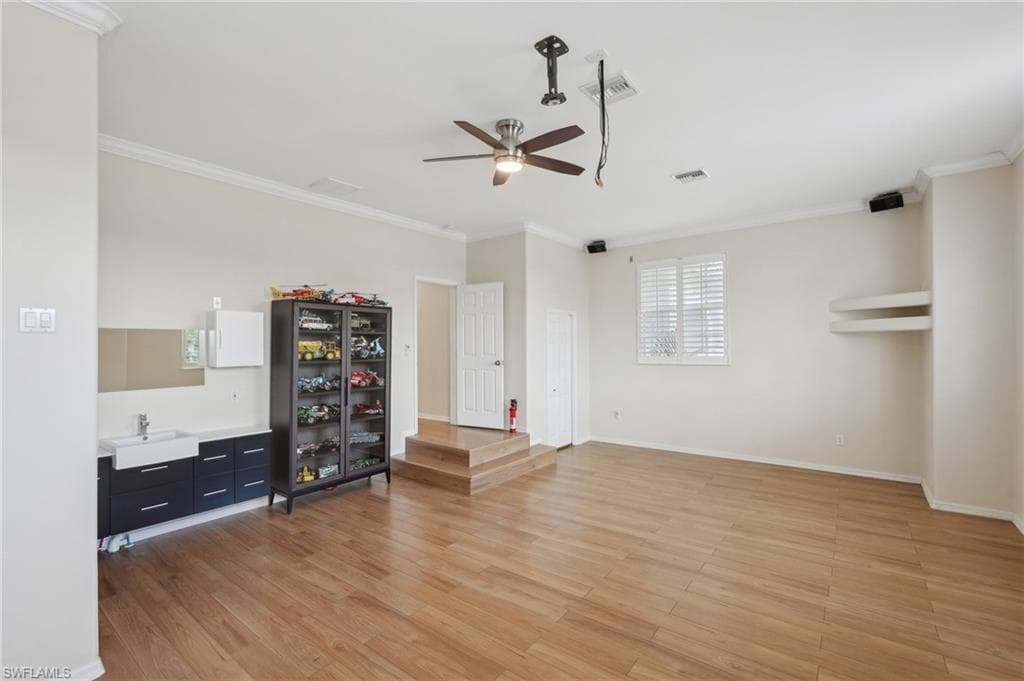 5541 Harborage DR, FORT MYERS FL 33908-29