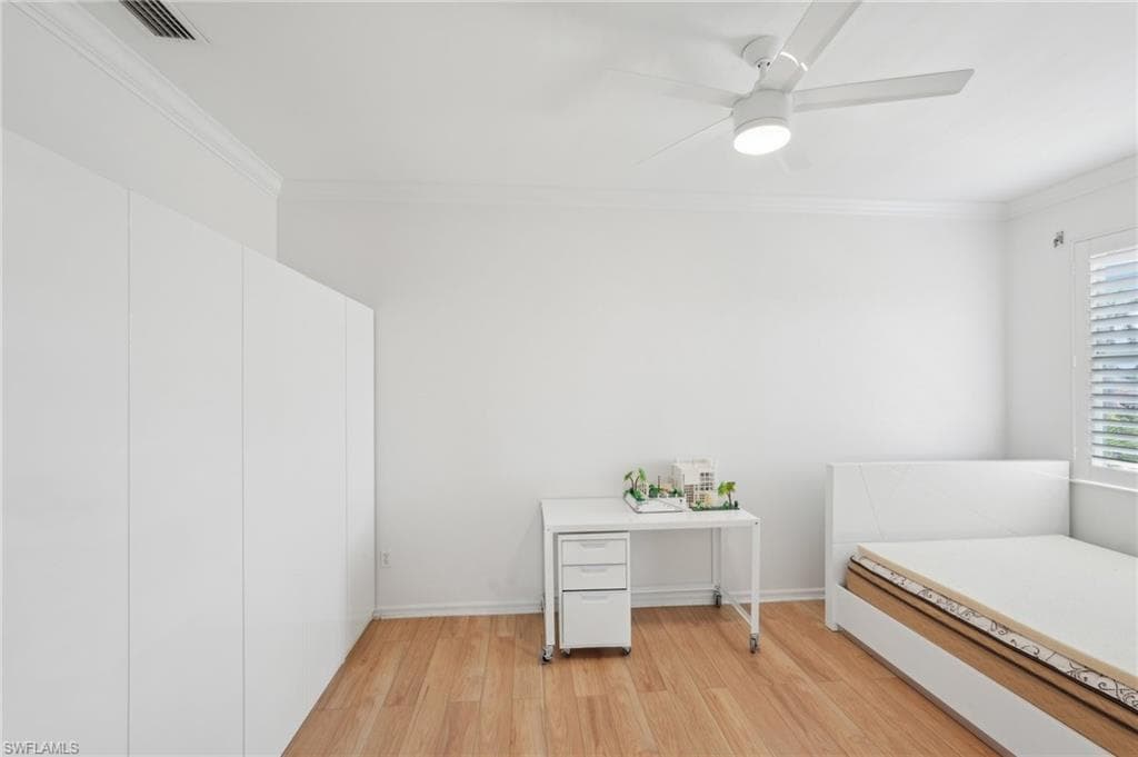 5541 Harborage DR, FORT MYERS FL 33908-33