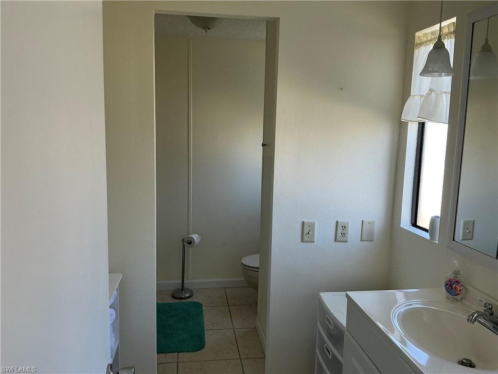 237 Eagle RD # 237, NAPLES FL 34114-24