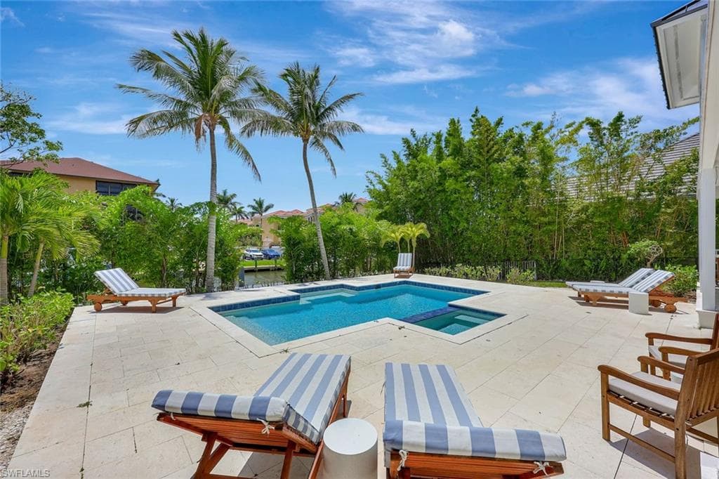 1500 Pelican AVE, NAPLES FL 34102-42