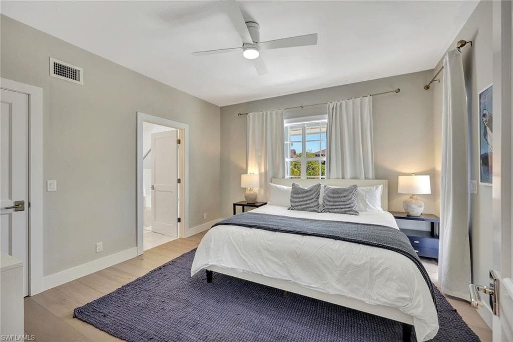 1500 Pelican AVE, NAPLES FL 34102-11