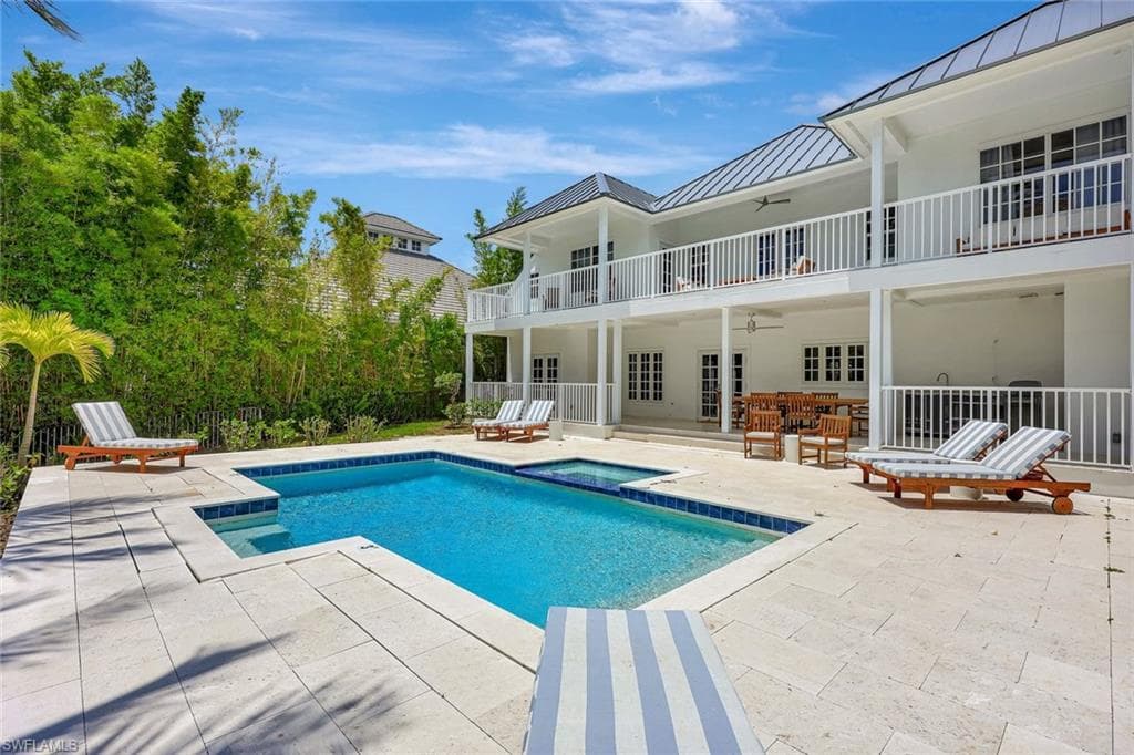 1500 Pelican AVE, NAPLES FL 34102-35