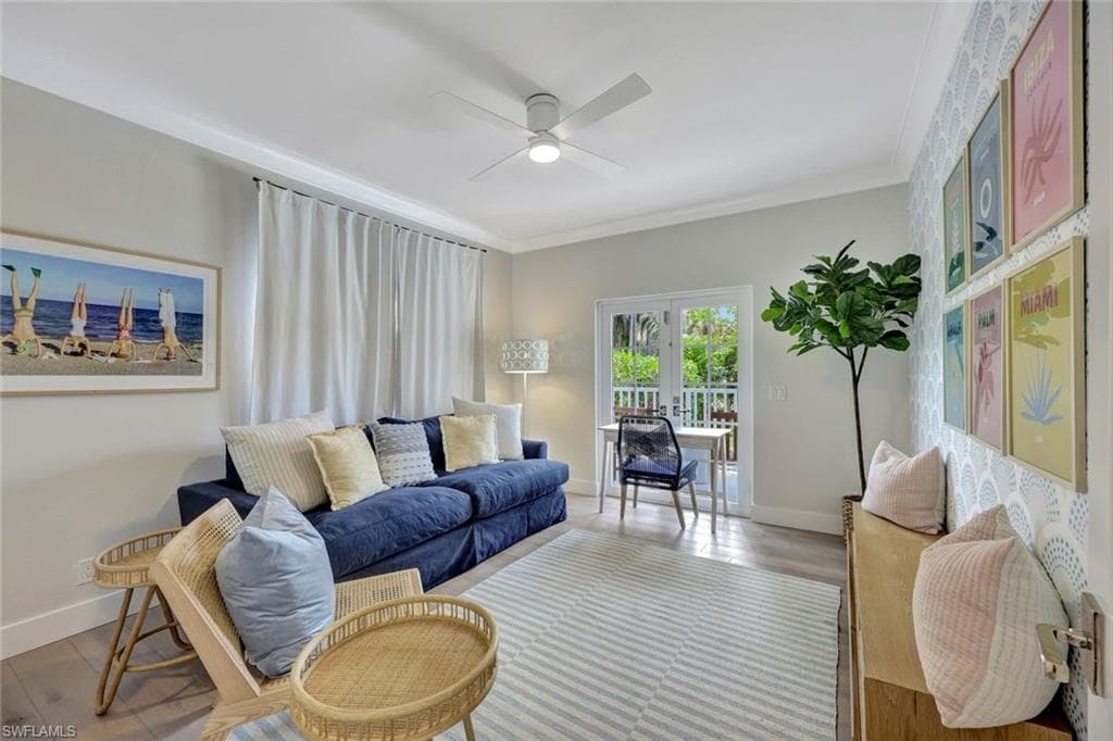 1500 Pelican AVE, NAPLES FL 34102-29