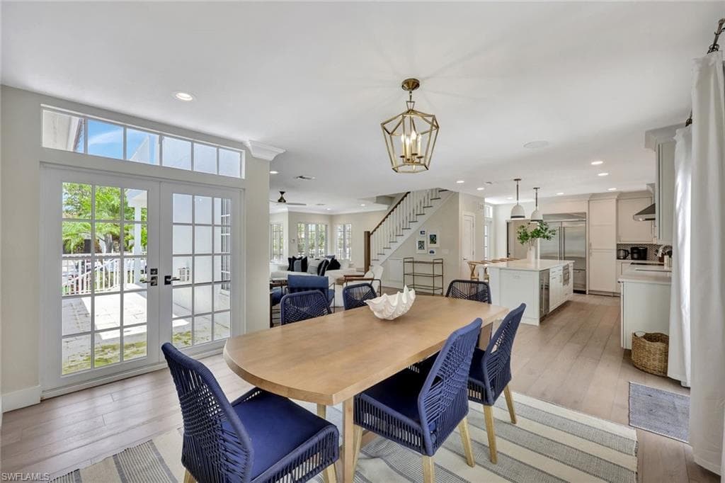 1500 Pelican AVE, NAPLES FL 34102-9