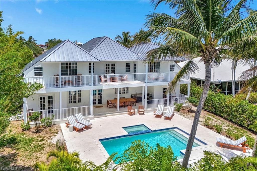 1500 Pelican AVE, NAPLES FL 34102-36