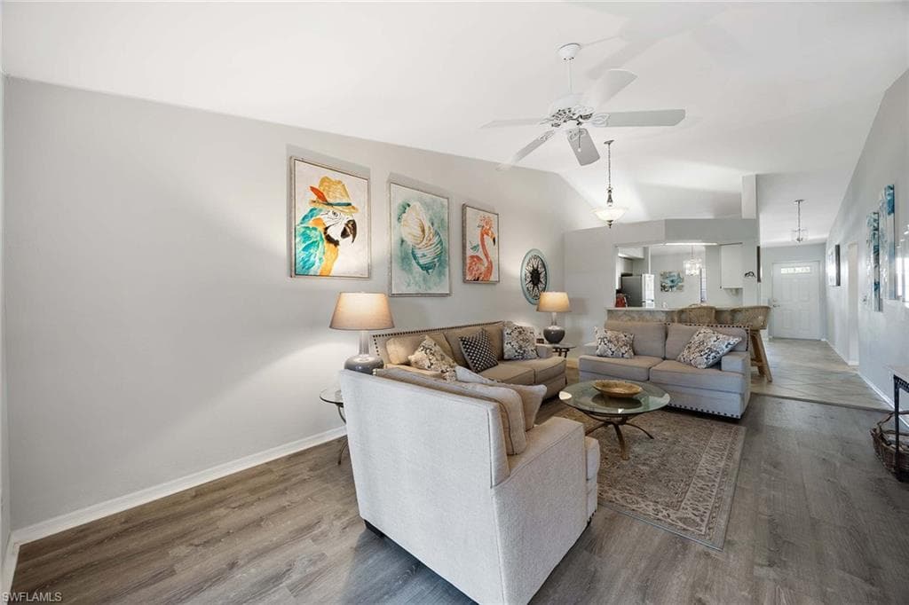 822 Gulf Pavillion DR # 202, NAPLES FL 34108-6