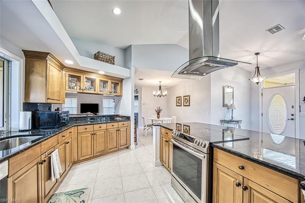 12593 Coconut Creek CT, FORT MYERS FL 33908-14