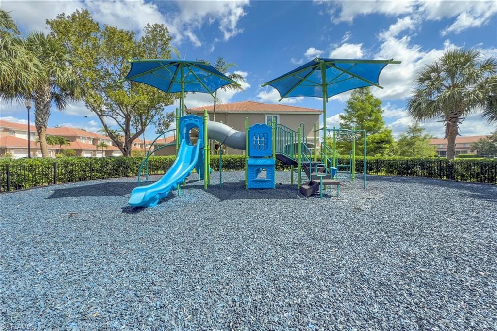 17504 Cherry Ridge LN, FORT MYERS FL 33967-31