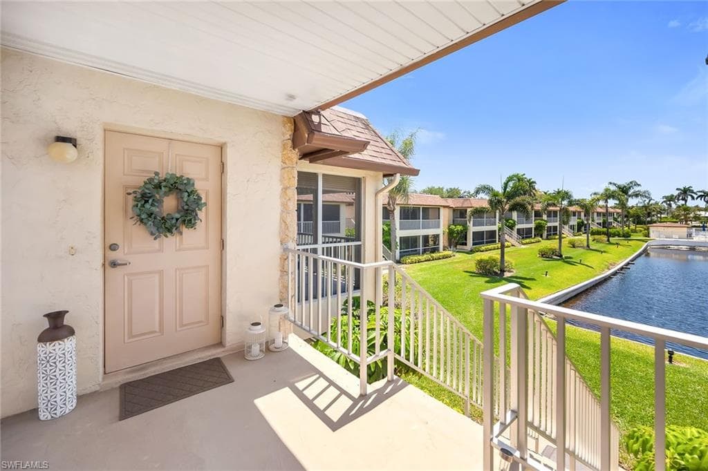 1155 Sandpiper ST # G2, NAPLES FL 34102-29