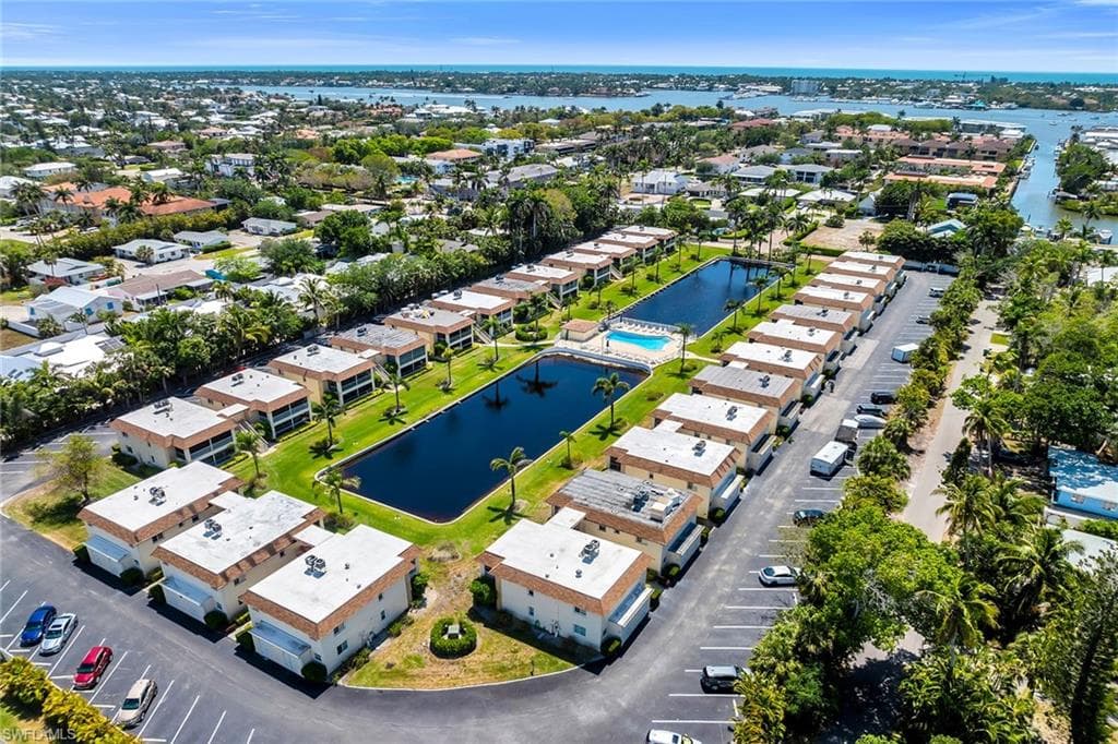 1155 Sandpiper ST # G2, NAPLES FL 34102-36