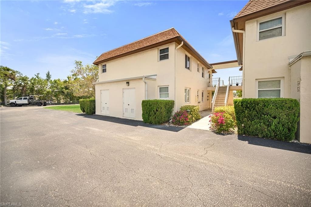 1155 Sandpiper ST # G2, NAPLES FL 34102-34