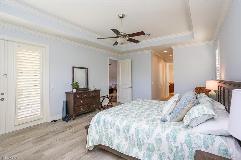 1480 Curlew AVE, NAPLES FL 34102-16