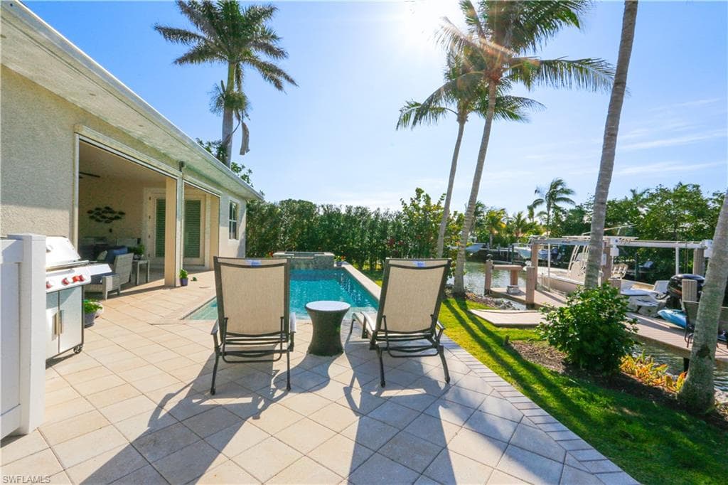 1480 Curlew AVE, NAPLES FL 34102-49