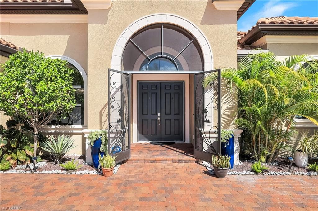 1456 Mockingbird DR, NAPLES FL 34120-39