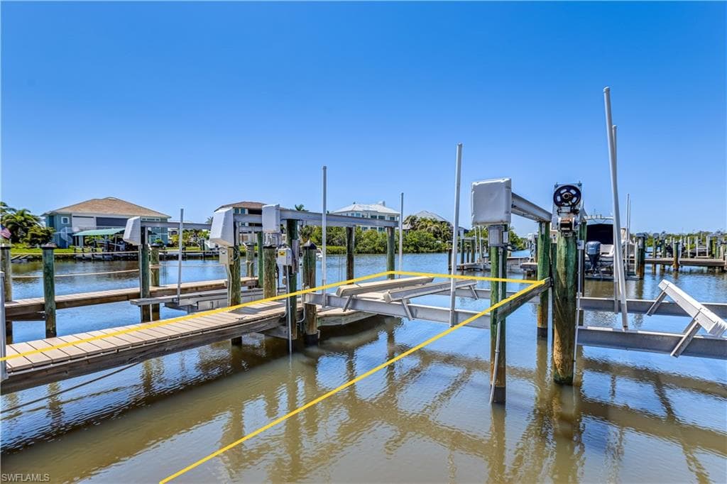 17060 Marina Cove LN, FORT MYERS FL 33908-46