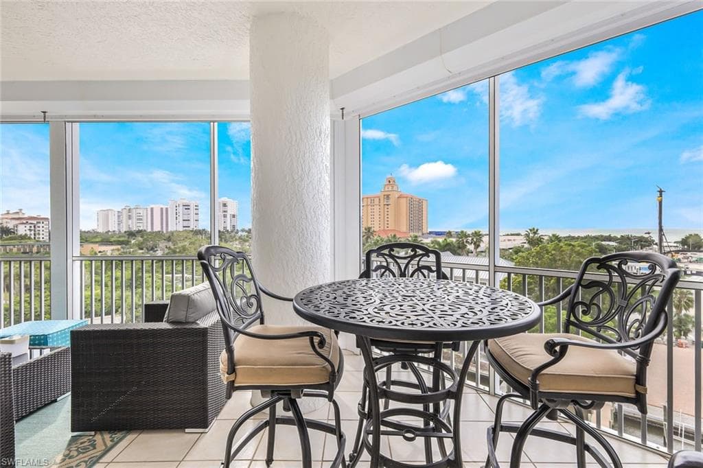 400 Flagship DR # 602, NAPLES FL 34108-1