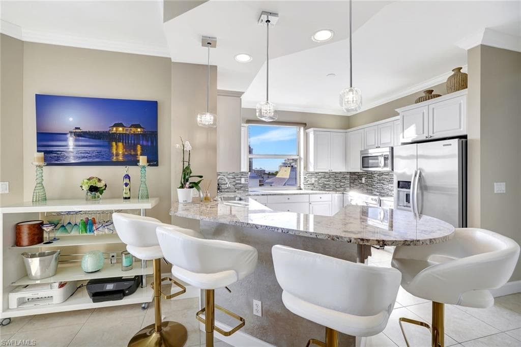400 Flagship DR # 602, NAPLES FL 34108-5