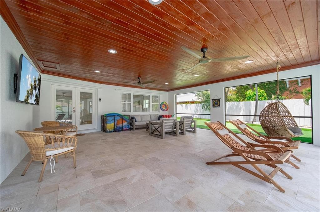 1300 Hilltop DR, NAPLES FL 34103-26