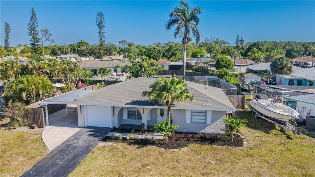 2564 Poinciana ST, NAPLES FL 34105-24