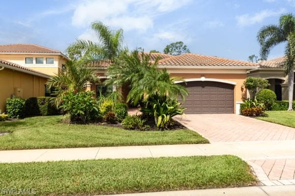 3471 Pacific DR, NAPLES FL 34119-1
