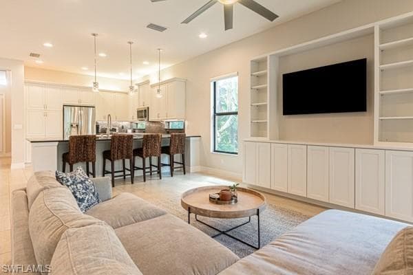 3471 Pacific DR, NAPLES FL 34119-4