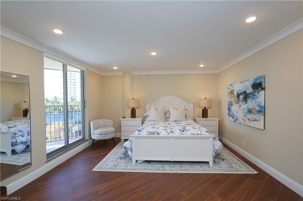 4041 Gulf Shore BLVD N # 305, NAPLES FL 34103-14