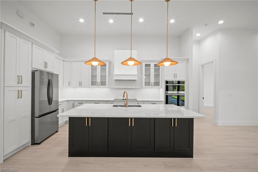 25400 Divot DR, BONITA SPRINGS FL 34135-6