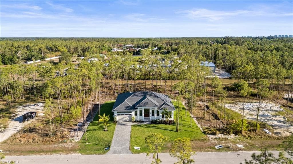 25400 Divot DR, BONITA SPRINGS FL 34135-35