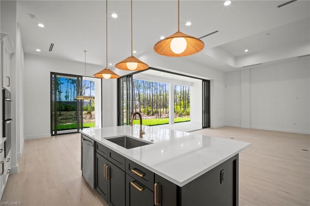 25400 Divot DR, BONITA SPRINGS FL 34135-10