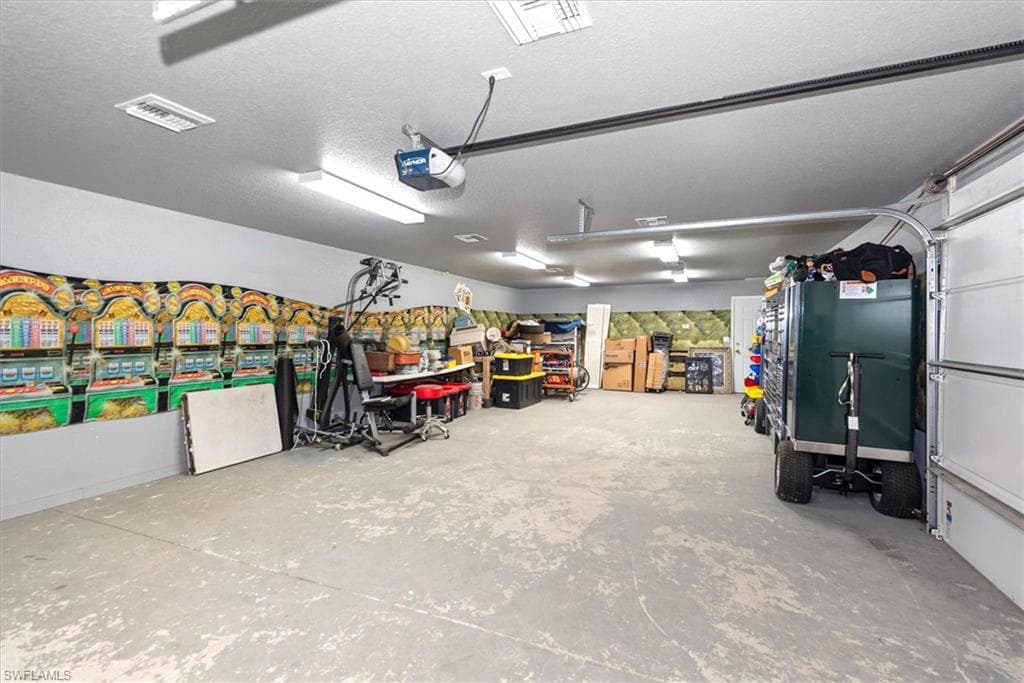 15261 Shamrock DR, FORT MYERS FL 33912-45