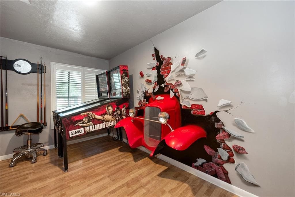 15261 Shamrock DR, FORT MYERS FL 33912-7