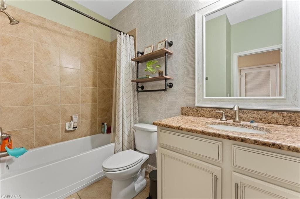 25242 Cordera Point DR, BONITA SPRINGS FL 34135-21