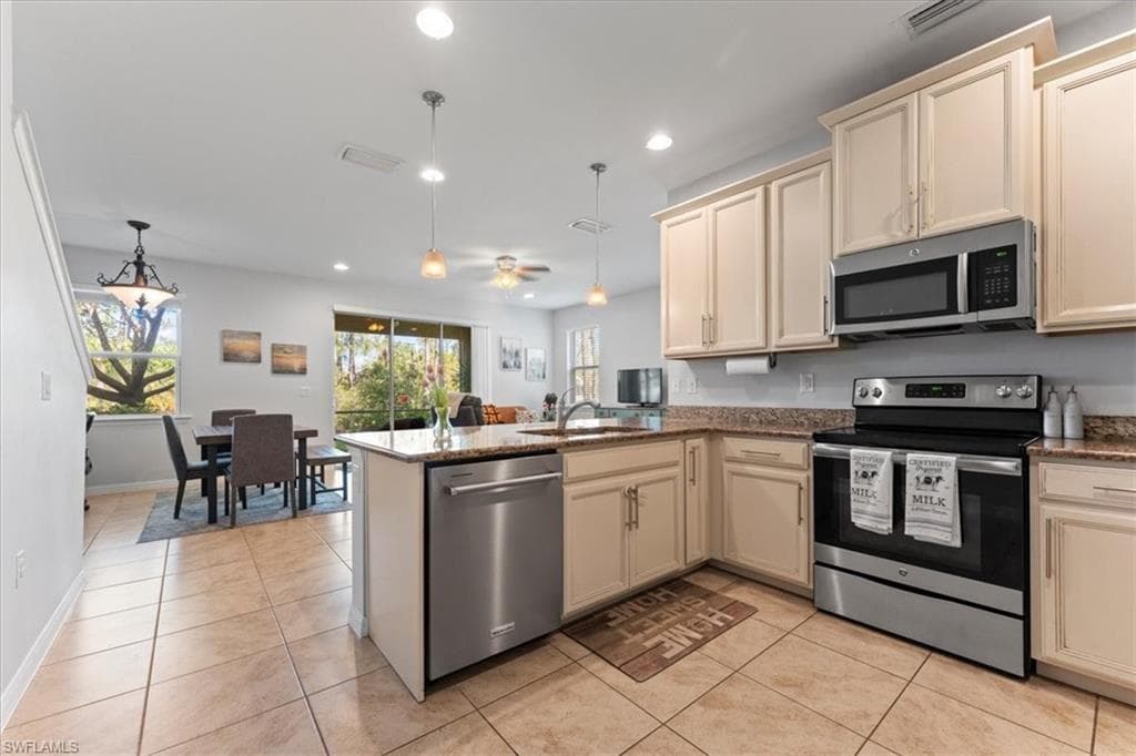 25242 Cordera Point DR, BONITA SPRINGS FL 34135-13