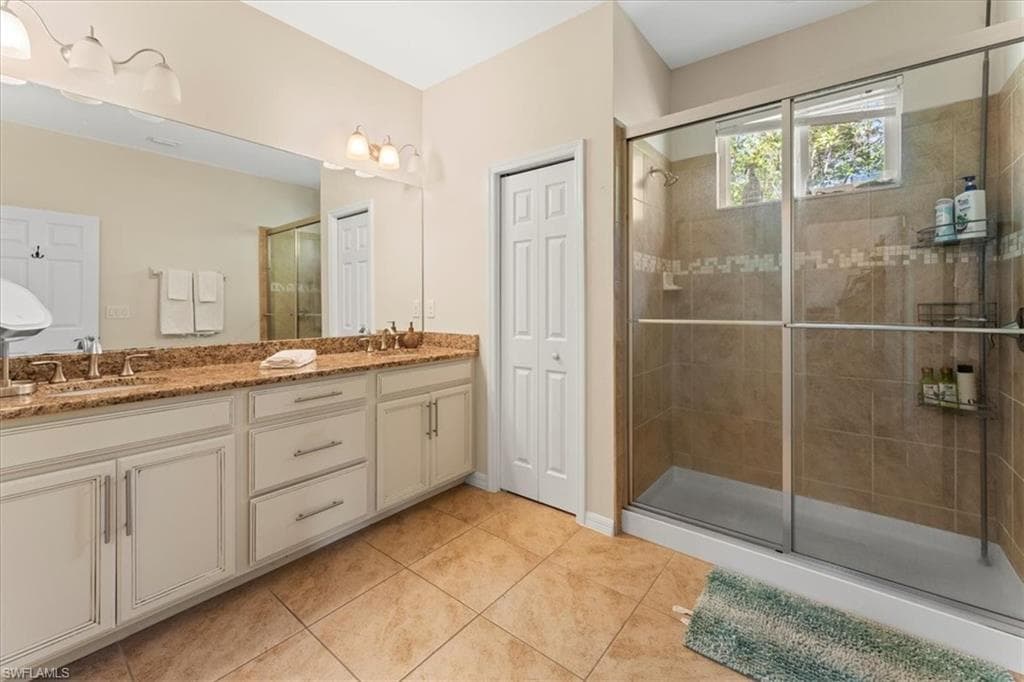 25242 Cordera Point DR, BONITA SPRINGS FL 34135-28