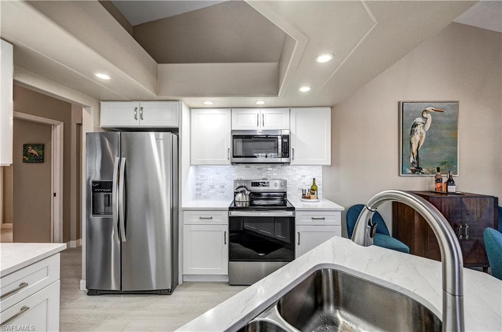 13900 Southampton DR # 3004, BONITA SPRINGS FL 34135-9