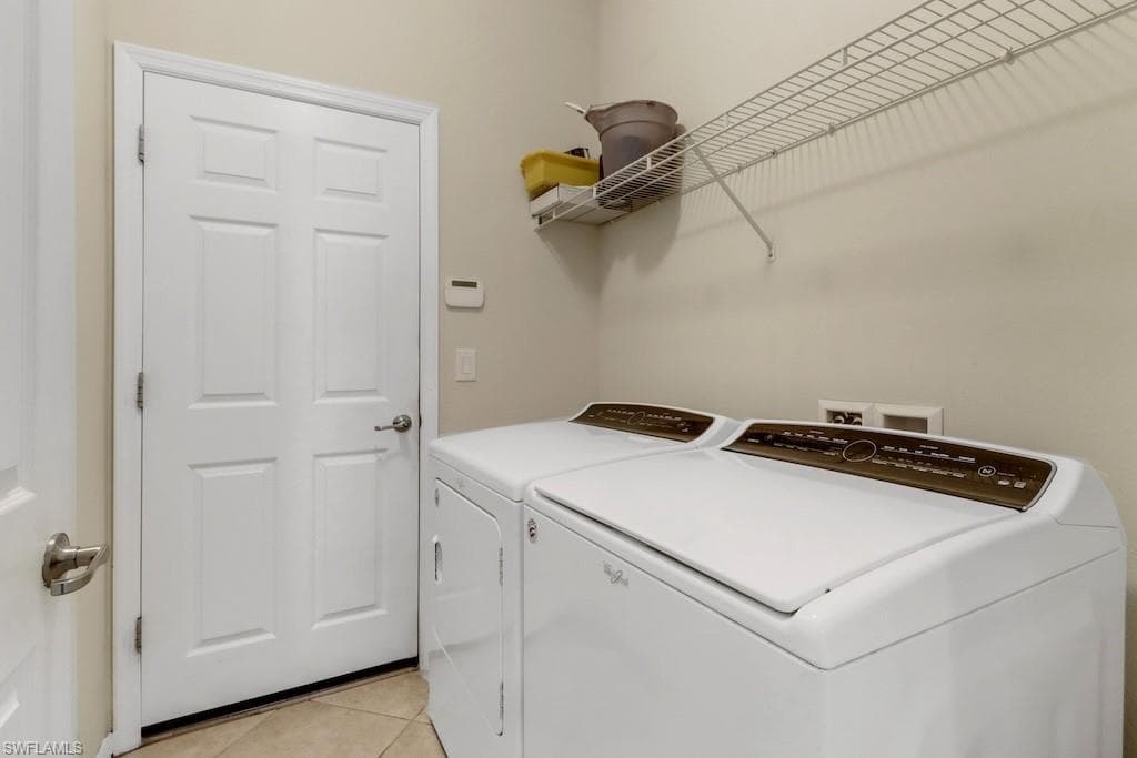 9101 Water Tupelo RD, FORT MYERS FL 33912-14