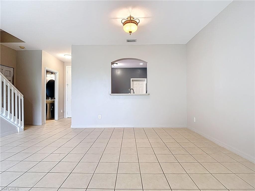 10013 Chiana CIR, FORT MYERS FL 33905-2