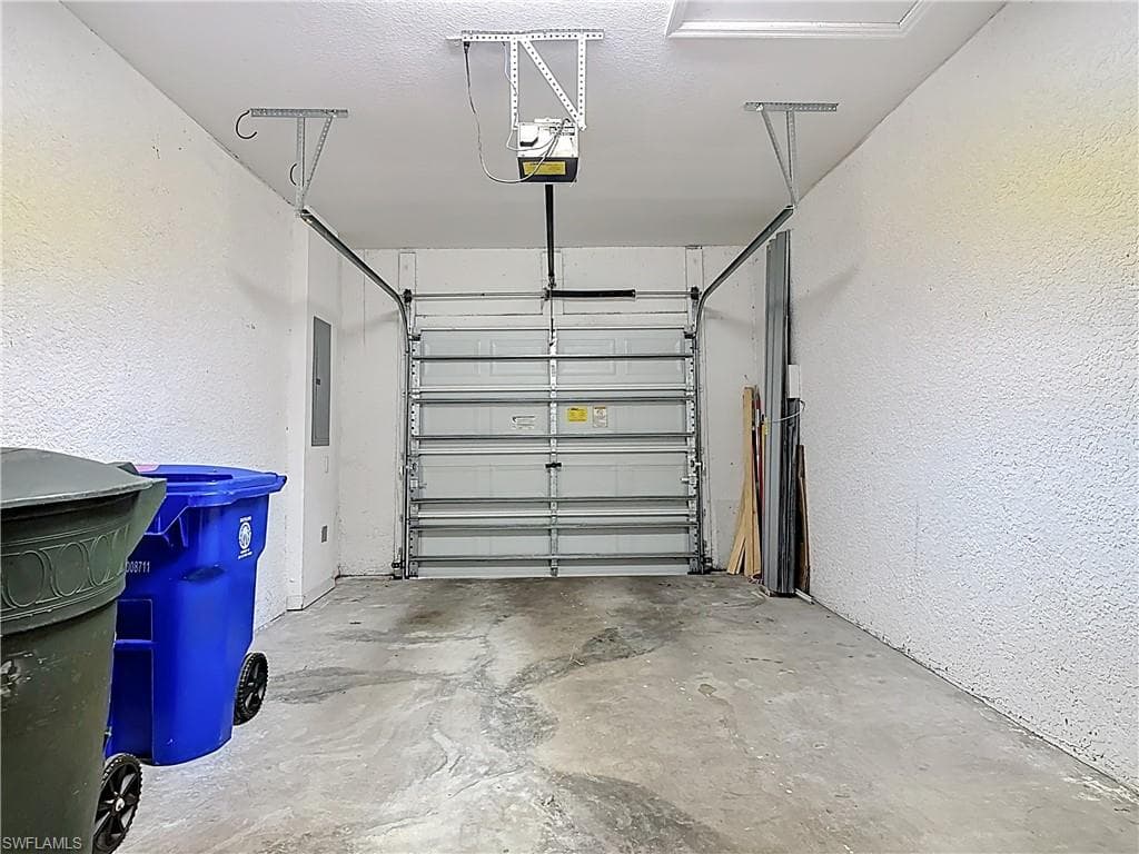 10013 Chiana CIR, FORT MYERS FL 33905-19