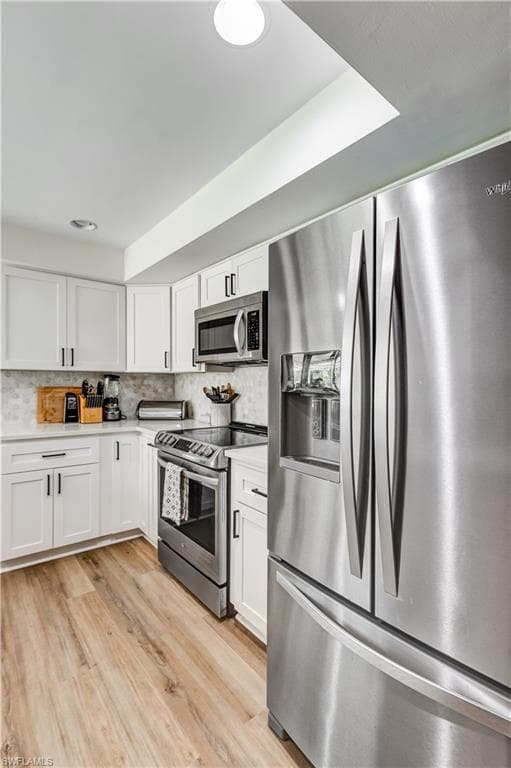 5692 Eichen CIR W, FORT MYERS FL 33919-8