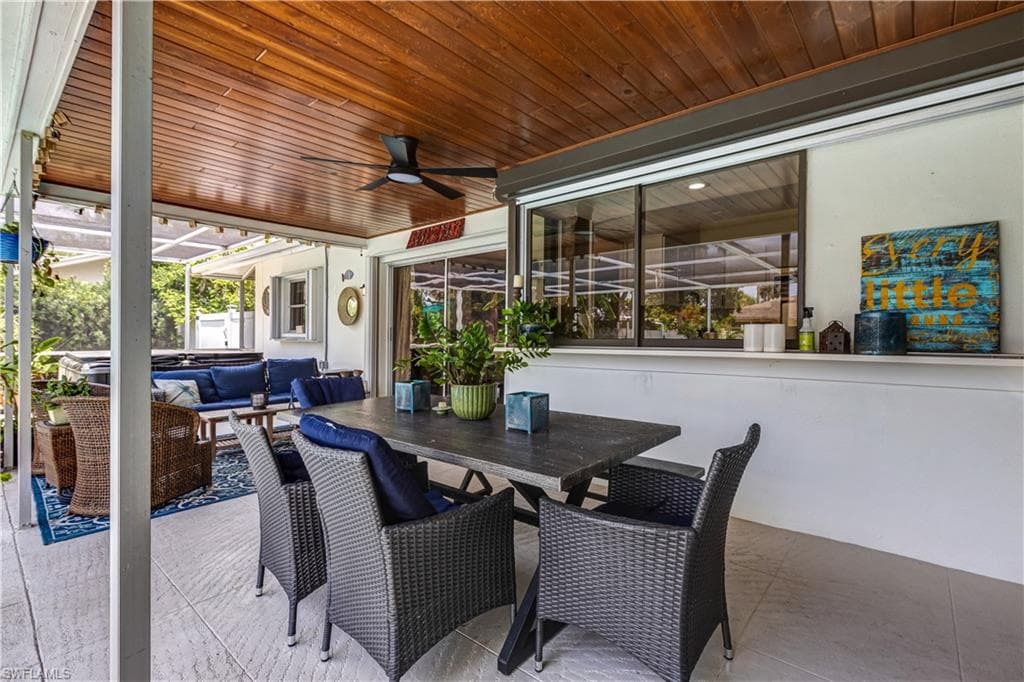 5692 Eichen CIR W, FORT MYERS FL 33919-20