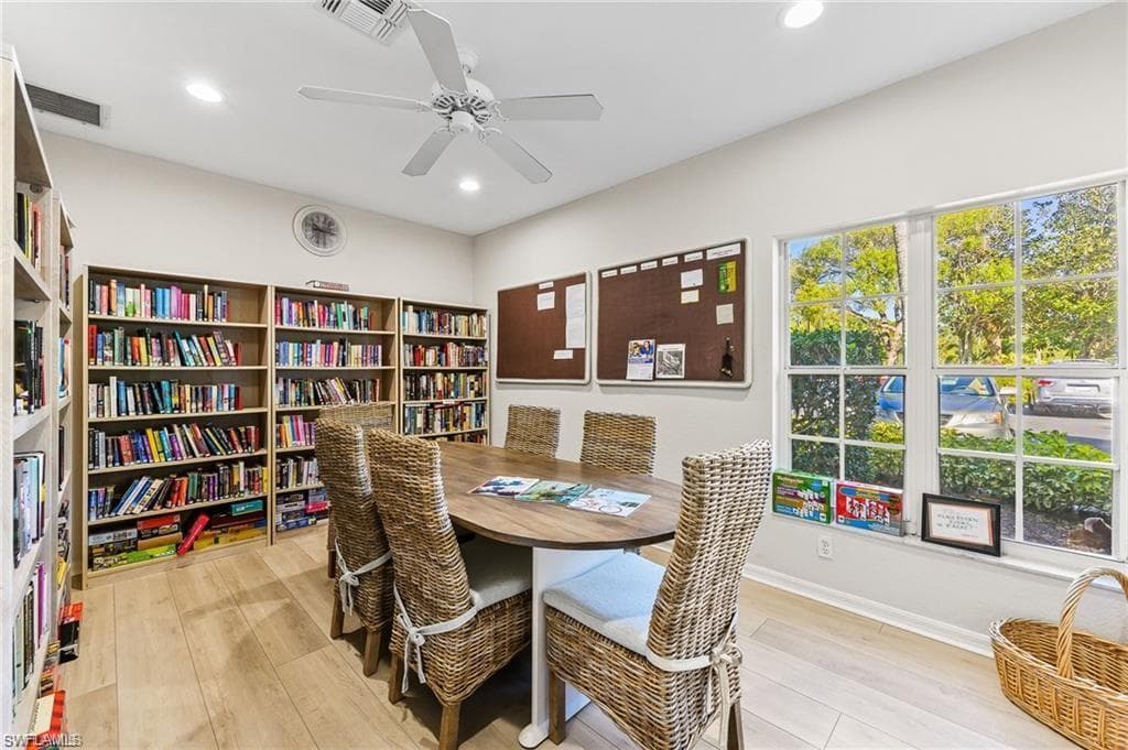 2476 Orchid Bay DR # W201, NAPLES FL 34109-30
