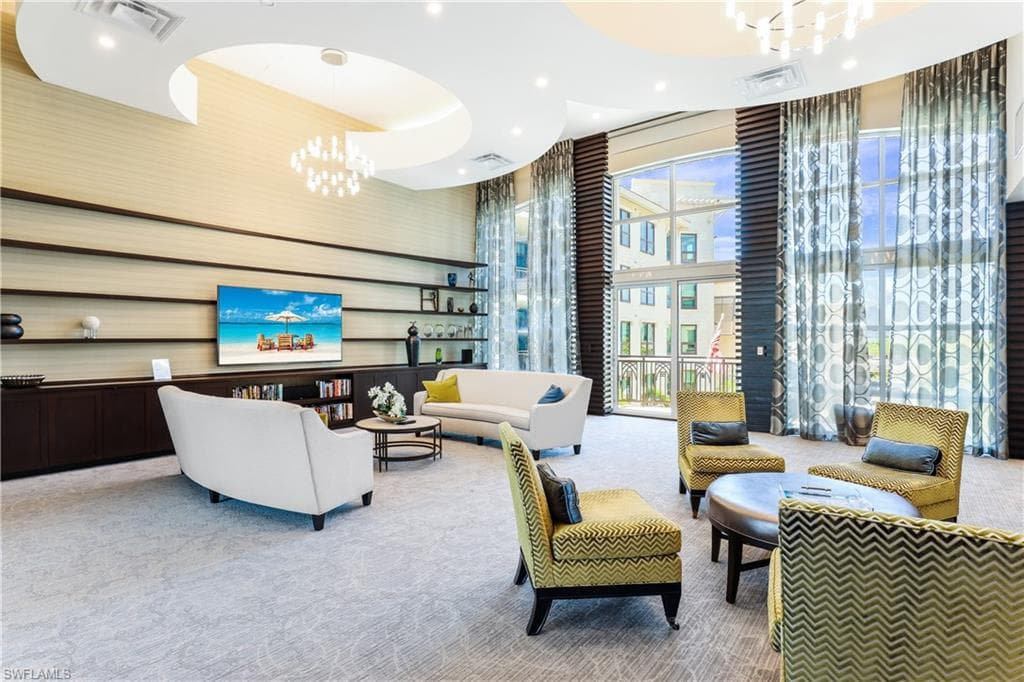 9123 Strada PL # 7306, NAPLES FL 34108-16