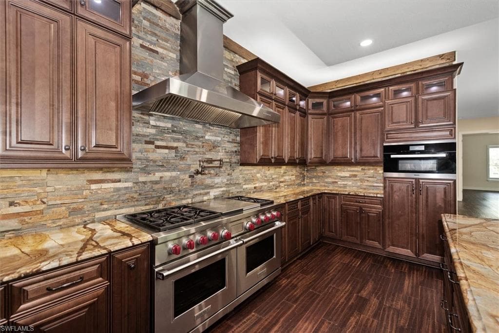 15860 Glendale LN, FORT MYERS FL 33912-15