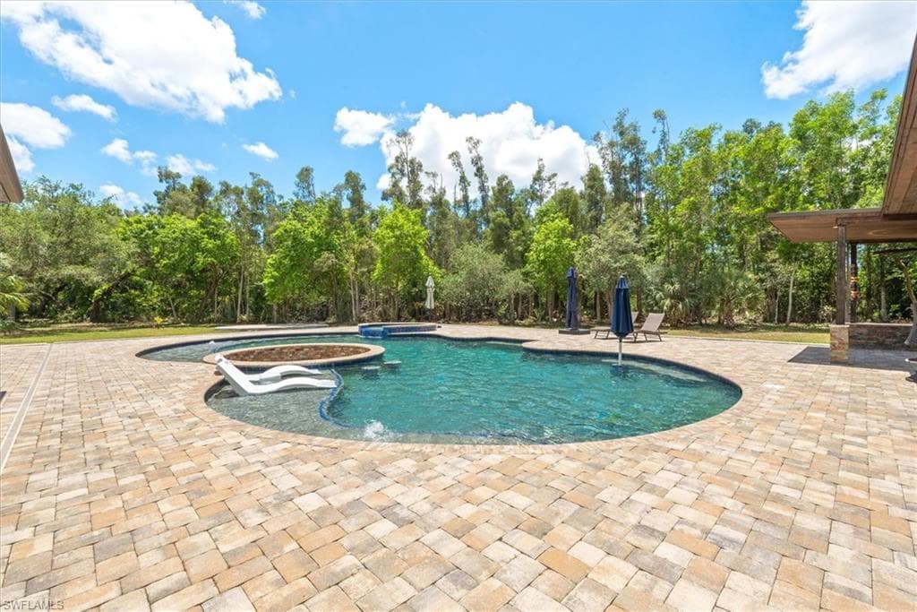 15860 Glendale LN, FORT MYERS FL 33912-9