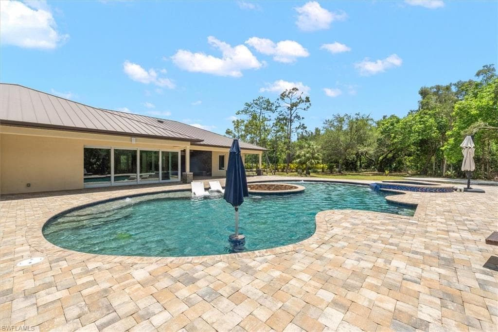 15860 Glendale LN, FORT MYERS FL 33912-40